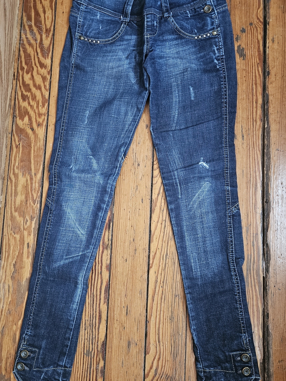 Bershka Dark Blue Skinny Jeans with Stud Details.